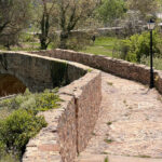 Formiche Alto: die römische Brücke führt zur Eremita Formiche Alto: die römische Brücke führt zur Eremita