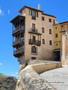 Cuenca: die Casas Colgadas ((hängenden Häuser)