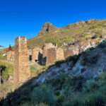Lucainena de las Torres: die Ruinen von Eisen-Schmelzöfen Lucainena de las Torres: die Ruinen von Eisen-Schmelzöfen