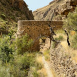 Nijar: die Wanderung "La Senda de l'agua" nach Huebro / die Ruine einer Wassermühle Nijar: die Wanderung "La Senda de l'agua" nach Huebro / die Ruine einer Wassermühle