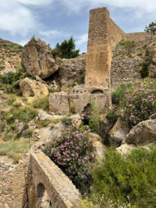 Nijar: Die Wanderung "La Senda de l'agua" nach Huebro / die Ruine einer Wassermühle