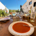 Finca la Meica: Mittagessen im Schatten Finca la Meica: Mittagessen im Schatten