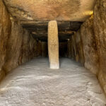 Antequera: Dolmen de Menga Antequera: Dolmen de Menga