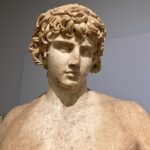 Das Ausgrabungsgelände von Delphi: Tempel des Apollon Das Ausgrabungsgelände von Delphi: Tempel des Apollon