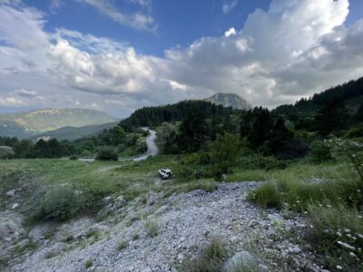 Pistenfahrt Kastoria - Grammos - Monodendri: Stellplatz in Grammos
