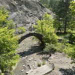 Pistenfahrt Kastoria - Grammos - Monodendri: namenloser Steinbrücke Pistenfahrt Kastoria - Grammos - Monodendri: namenloser Steinbrücke