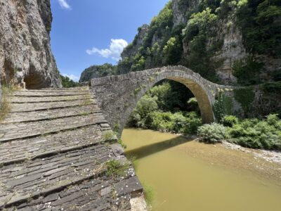 Pindos Gebirge: Die Kokkorou Brücke