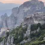 Meteora: Kloster Roussanou bei Sonnenuntergang Meteora: Kloster Roussanou bei Sonnenuntergang