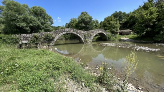 Pindos Gebirge: die Mylos Brücke