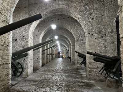 Gjirokaster: Kanonensammlung