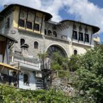Gjirokaster: alte Häuser (Omanischer Stil) Gjirokaster: alte Häuser (Omanischer Stil)