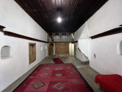 Gjirokaster: Skenduli House
