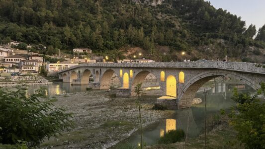 Berat: die Gorica-Brücke