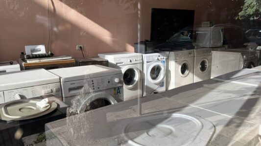Peshkopi: Waschmaschine gefällig?