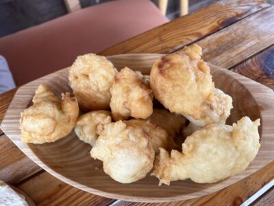 Eko Katun Koljievka: deftiges Frühstück / frittierte Teigtaschen "Priganice"