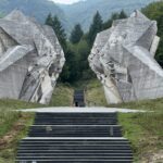 Tjentiste: Monument zur Schlacht an der Sutjeska Tjentiste: Monument zur Schlacht an der Sutjeska