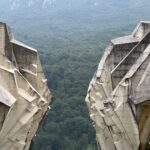 Bosnien: Tjentiste, Monument zur Schlacht an der Sutjeska Bosnien: Tjentiste, Monument zur Schlacht an der Sutjeska