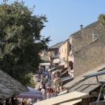 Bosnien: Mostar, Touristen-Lawine c