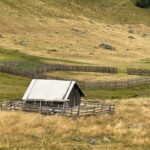 Bauernhof auf dem Weg zum Eko Katun Koljievka