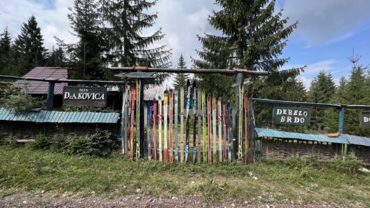 Katun Road: Tresnjievik - Camp Janketic (Warten auf Schnee!)