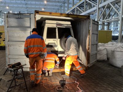 Basel: Hannibal wird für die Verschiffung nach Australien vorbereitet