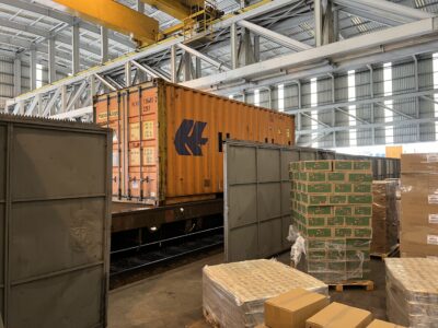 Basel: Hannibal wird verladen