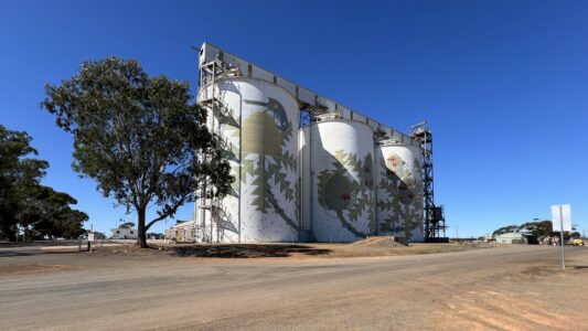 Ravensthorpe: Silo-Art