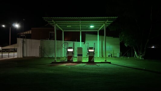 Cue: Tankstelle für Ausserirdische