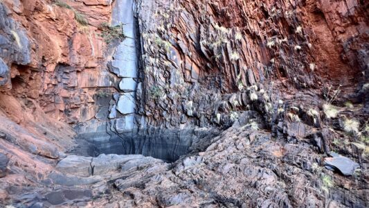 Cheela Plains: The Wall