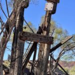 Skull Springs Road: Ruine einer alten Mine Skull Springs Road: Ruine einer alten Mine