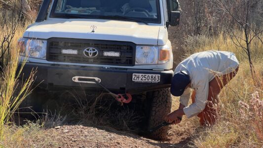 Old Halls Creek: Goldprospecting Teil 1 - der Weg zu den Goldfelder ist nicht imer einfach!