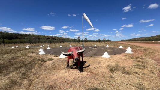 Limmen NP: Helikopterlandeplatz bei der Ranger Station