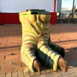 Hughenden: ... Dino-Art (Abfallkorb) Hughenden: ... Dino-Art (Abfallkorb)