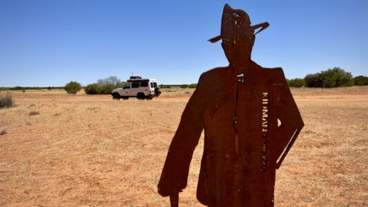 Sturt Steps Track: Hommage an Farmer Kidman, einr der grössten seiner Gilde