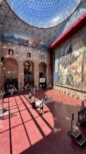 Figuères: das Dali-Museum