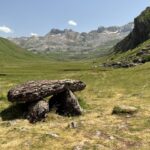 Valle de Hécho: Wanderung zu den Aguas Tuertas (Dolmen) Valle de Hécho: Wanderung zu den Aguas Tuertas (Dolmen)