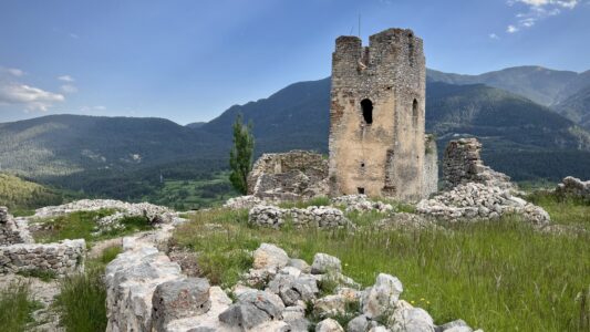 Die Burgruine von Gosol