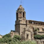Die Ruine der Kirchen des Geisterdorfes Castarlenas Die Ruine der Kirchen des Geisterdorfes Castarlenas
