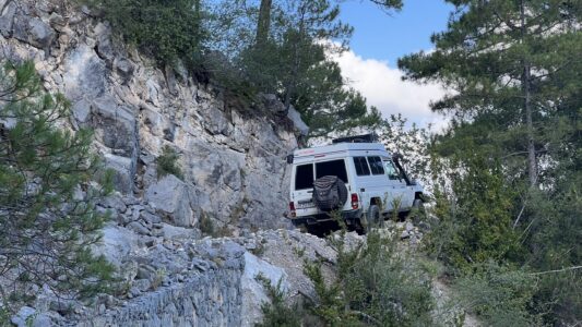 Piste in der Sierra de Boumort